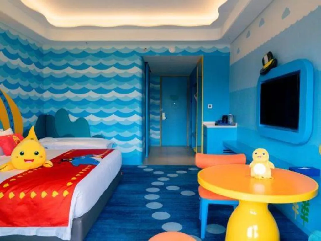 Bed in Dolphin Bay Hotel