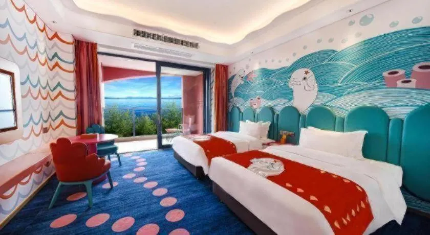 Bed in Dolphin Bay Hotel