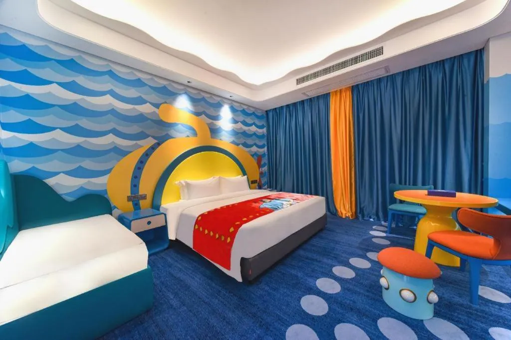 Bed in Dolphin Bay Hotel