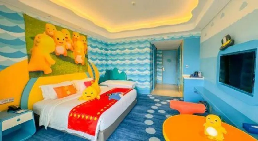 Bed in Dolphin Bay Hotel