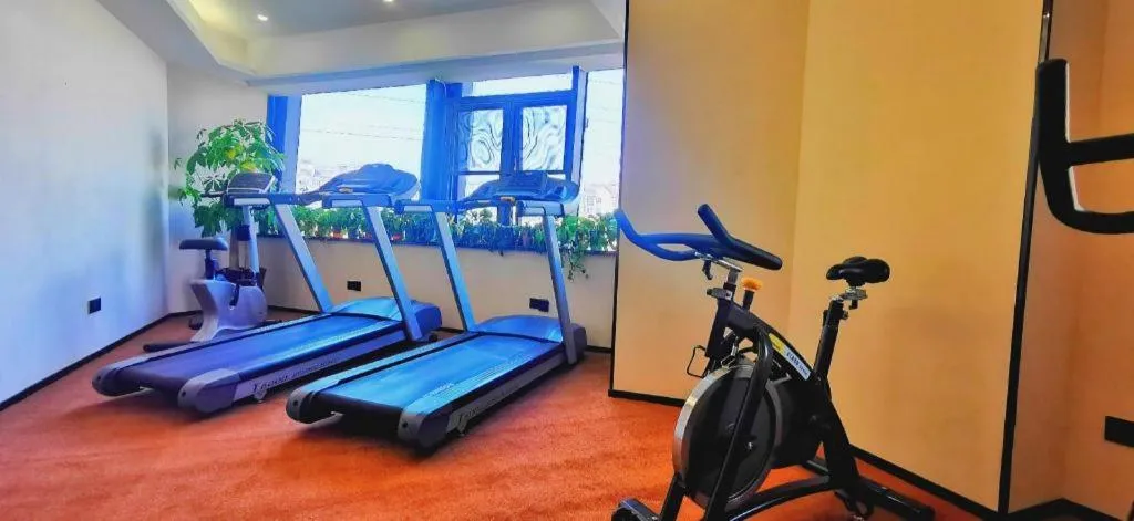 Gya Hotel Jurong England International