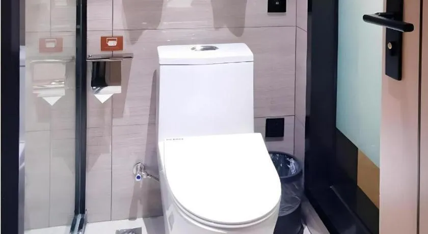 Gya Hotel Jurong England International