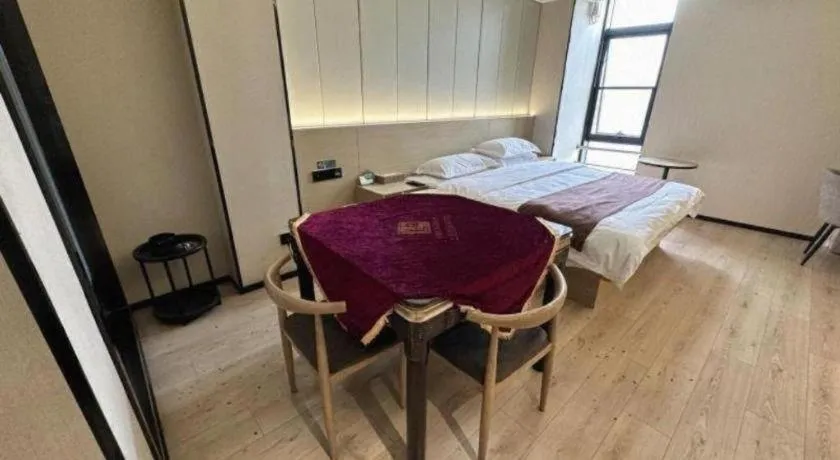 Bed in Gya Hotel Jurong England International