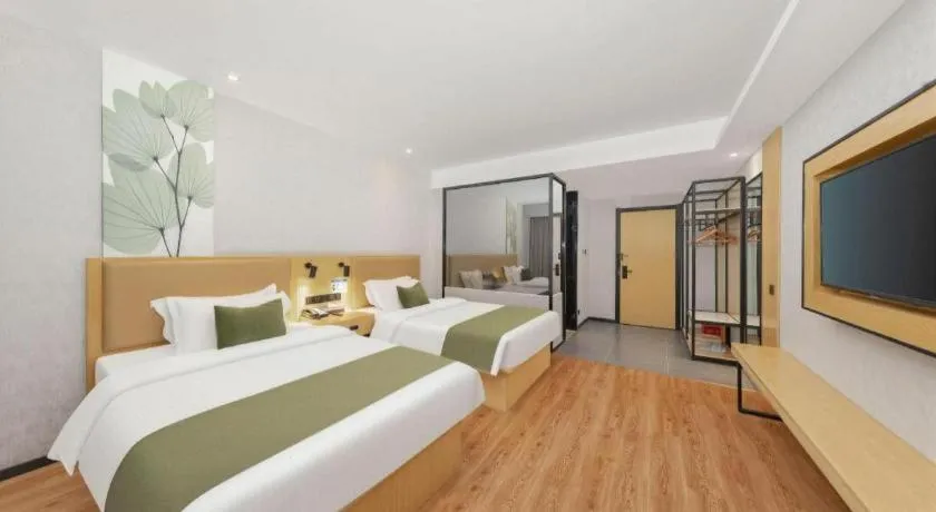 Bed in GreenTree Inn Ganzhou Gan County Bus Station