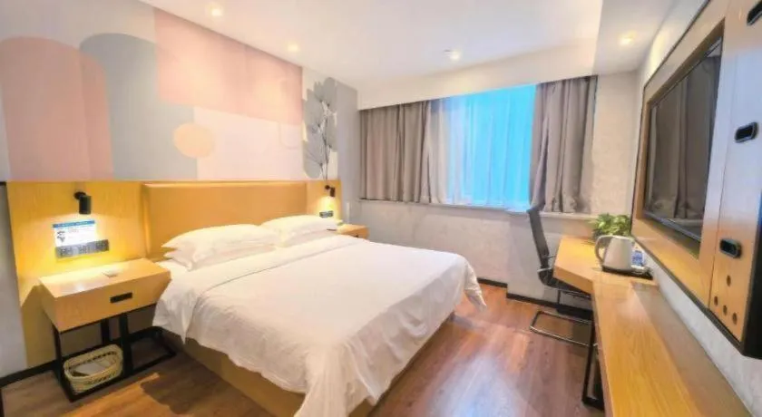 Bed in GreenTree Inn Ganzhou Gan County Bus Station