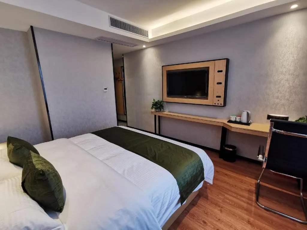 Bed in GreenTree Inn Ganzhou Gan County Bus Station