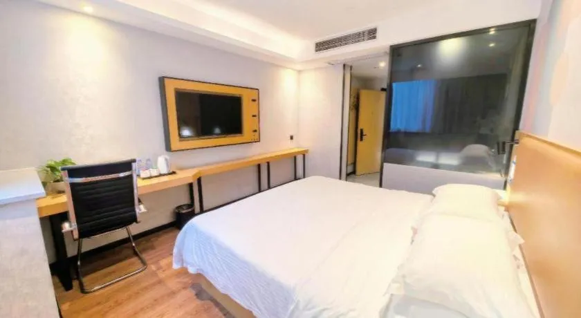 Bed in GreenTree Inn Ganzhou Gan County Bus Station