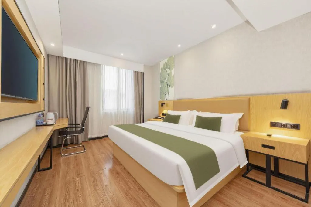 Bed in GreenTree Inn Ganzhou Gan County Bus Station