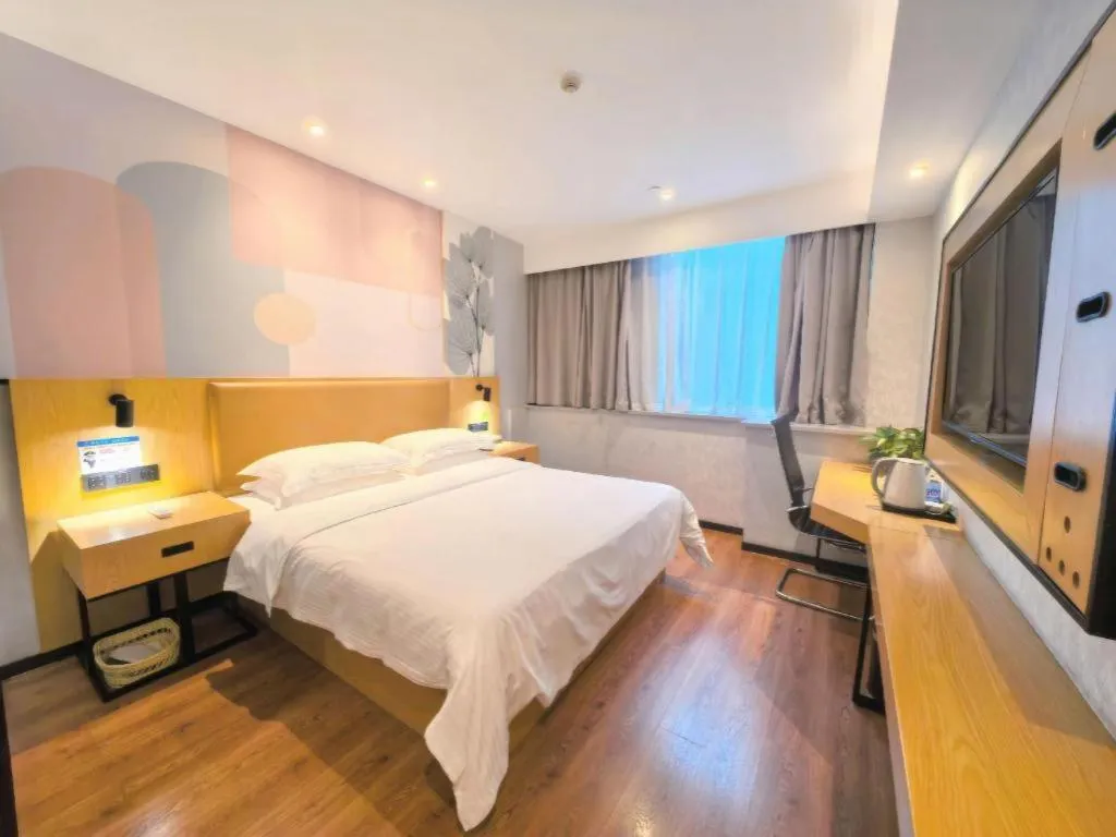 Bed in GreenTree Inn Ganzhou Gan County Bus Station