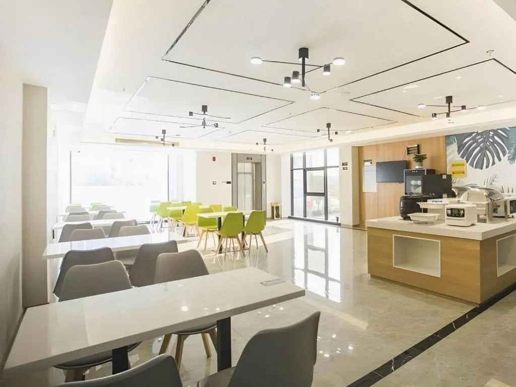 GreenTree Inn Express Taizhou Jiangyan Hardware City