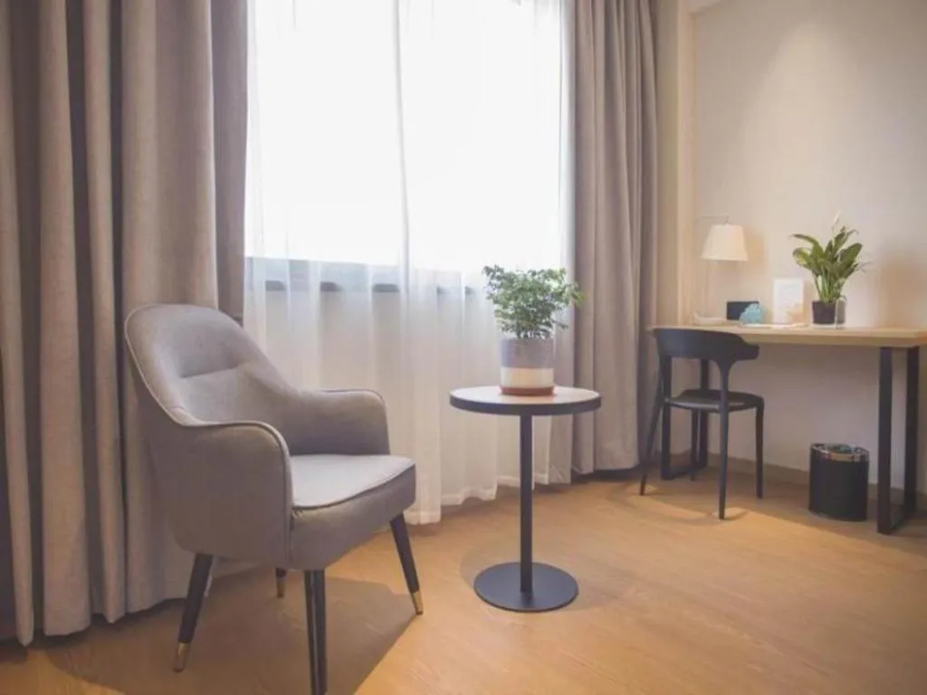 GreenTree Inn Express Taizhou Jiangyan Hardware City