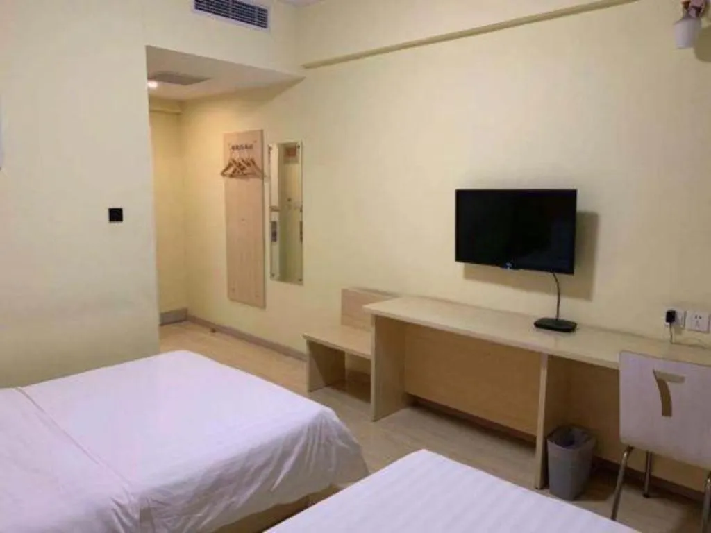 Bed in 7 Days Inn Zoucheng Chengqian East Road Yiwu Trade Market