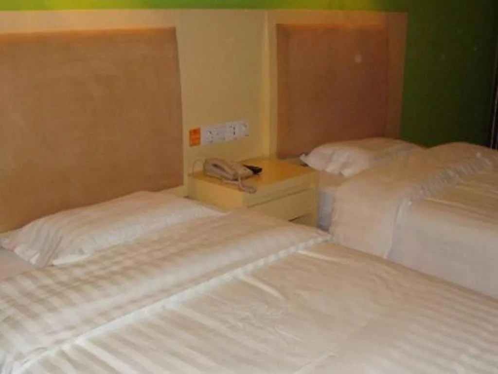 Bed in 7 Days Inn Zoucheng Chengqian East Road Yiwu Trade Market