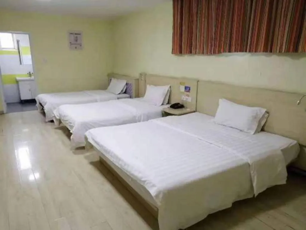 Bed in 7 Days Inn Zoucheng Chengqian East Road Yiwu Trade Market