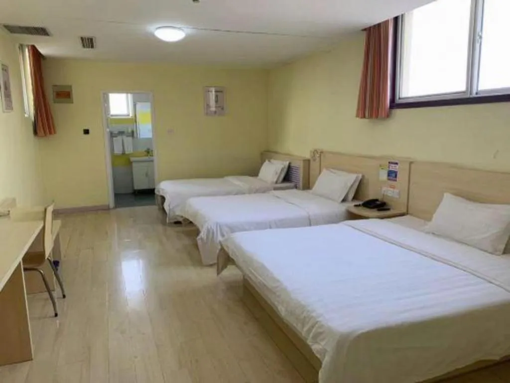 Bed in 7 Days Inn Zoucheng Chengqian East Road Yiwu Trade Market