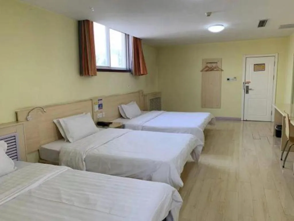 Bed in 7 Days Inn Zoucheng Chengqian East Road Yiwu Trade Market