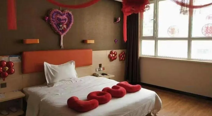 Bed in 7 Days Premium·Shihezi Passenger Terminal