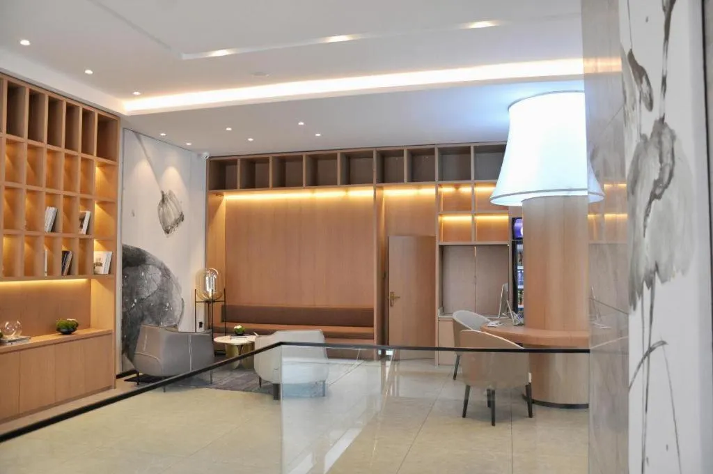 7 Days Premium· Daqing City Government Wanda Plaza