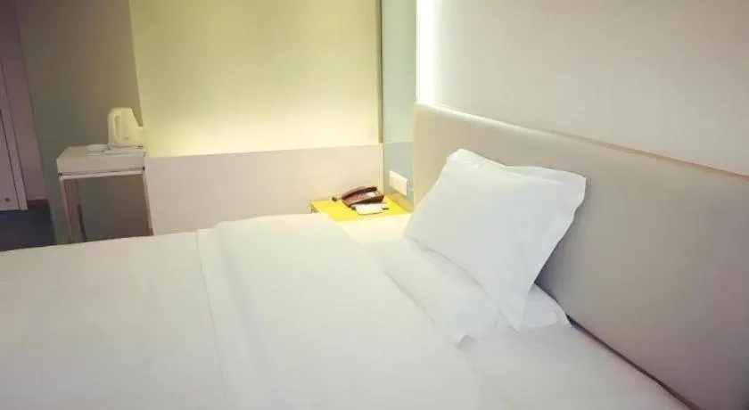 Bed in 7 Days Inn·Benxi Railway Station Shop