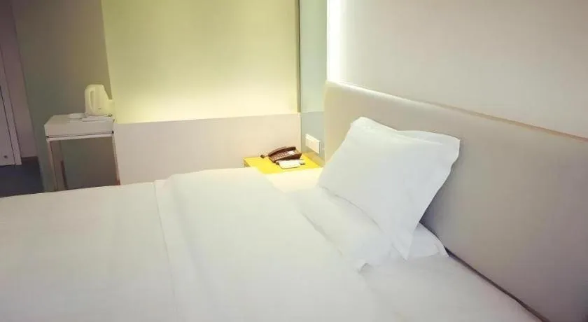 Bed in 7 Days Inn·Benxi Railway Station Shop