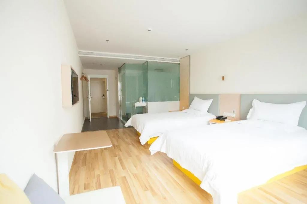 Bed in 7 Days Inn Harbin West Railway Station