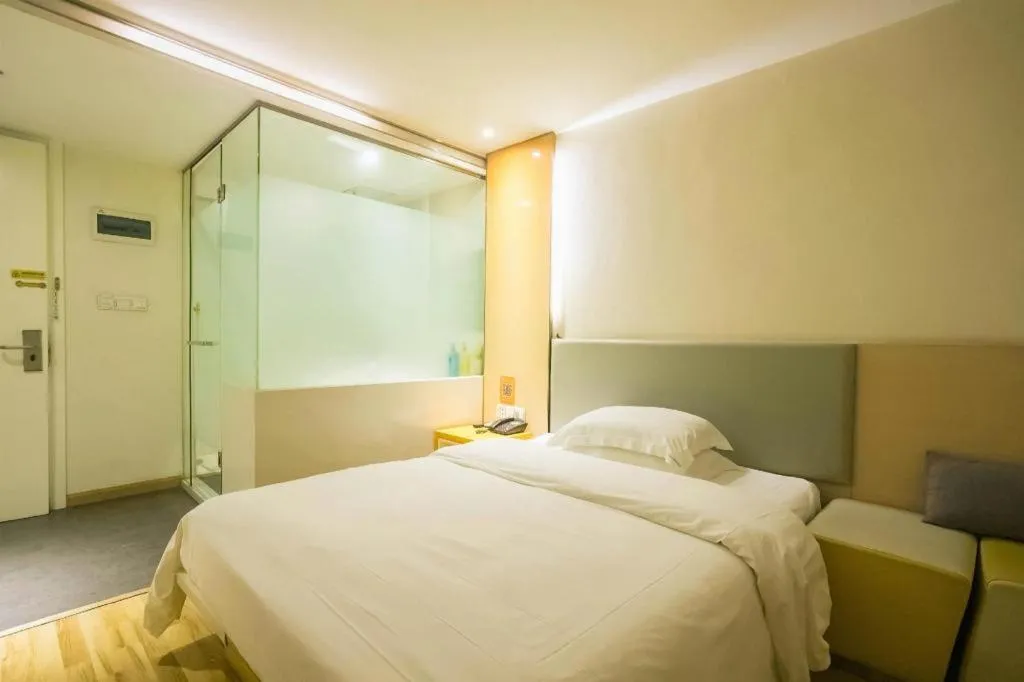 Bed in 7 Days Inn Harbin West Railway Station