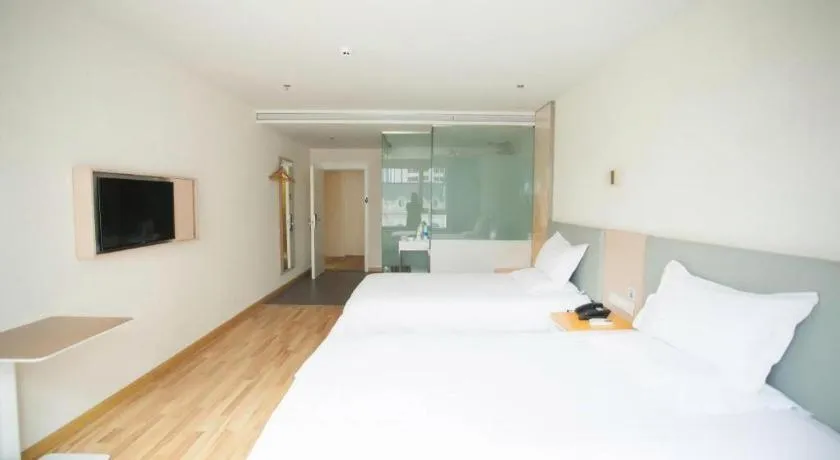 Bed in 7 Days Inn Harbin West Railway Station