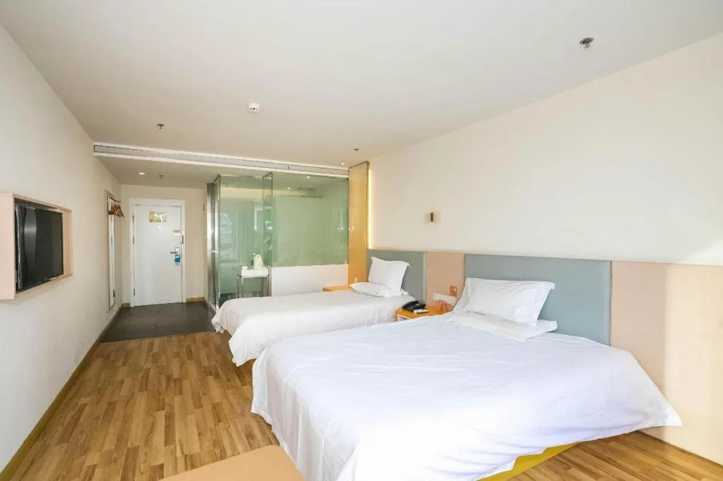 Bed in 7 Days Inn Harbin West Railway Station