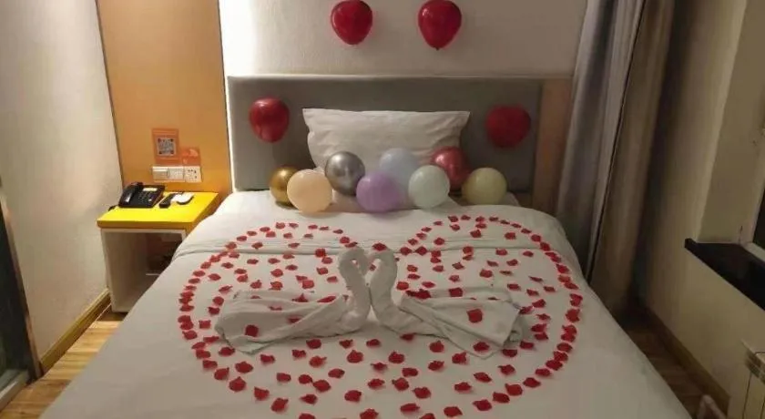 Bed in 7 Days Inn Harbin West Railway Station