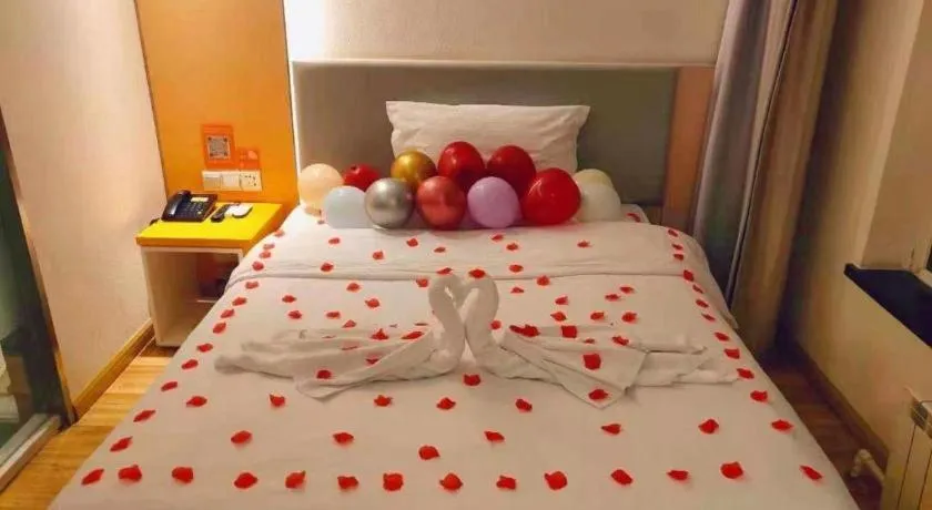 Bed in 7 Days Inn Harbin West Railway Station