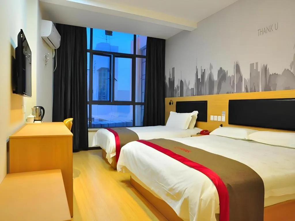 Bed in Thank Hotel Jiangxi Jiujiang Lianxi District Railway Station Square