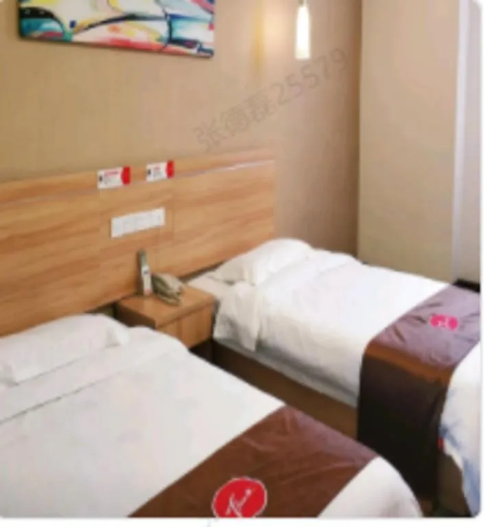 Bed in Thank Inn Hotel Anhui Fuyang Funan County Yunhe Dong Road