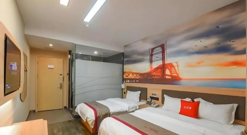 Bed in Thank Inn Hotel Anhui Fuyang Funan County Yunhe Dong Road