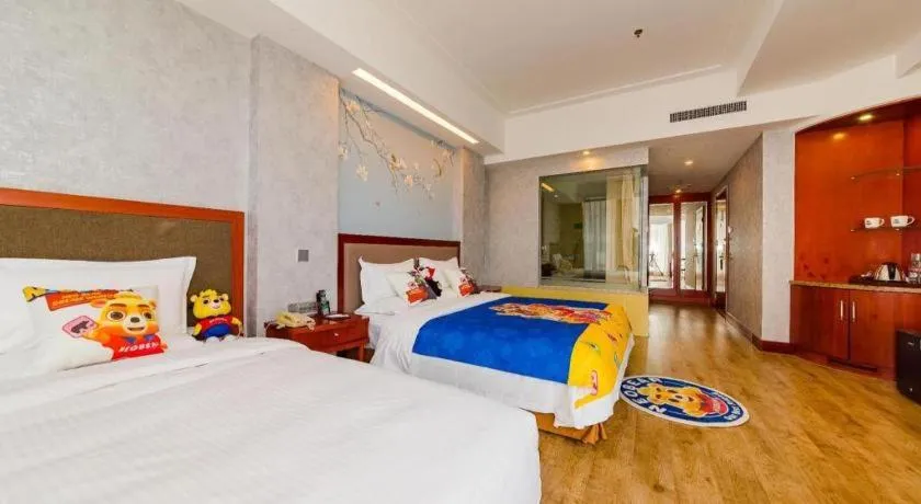 Bed in Junyu Grand Hotel Qinhuangdao