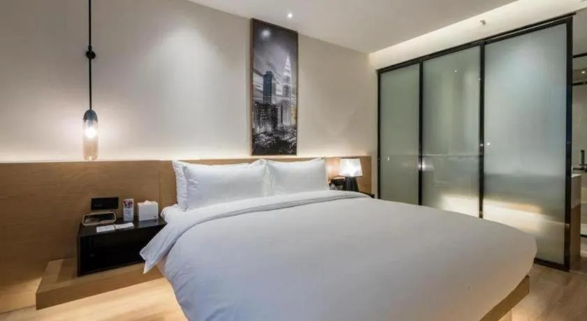 Bed in Quality Hotel Chengdu