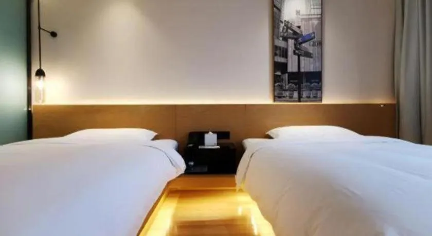 Bed in Quality Hotel Chengdu