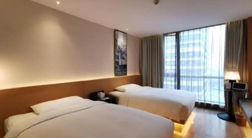 Bed in Quality Hotel Chengdu