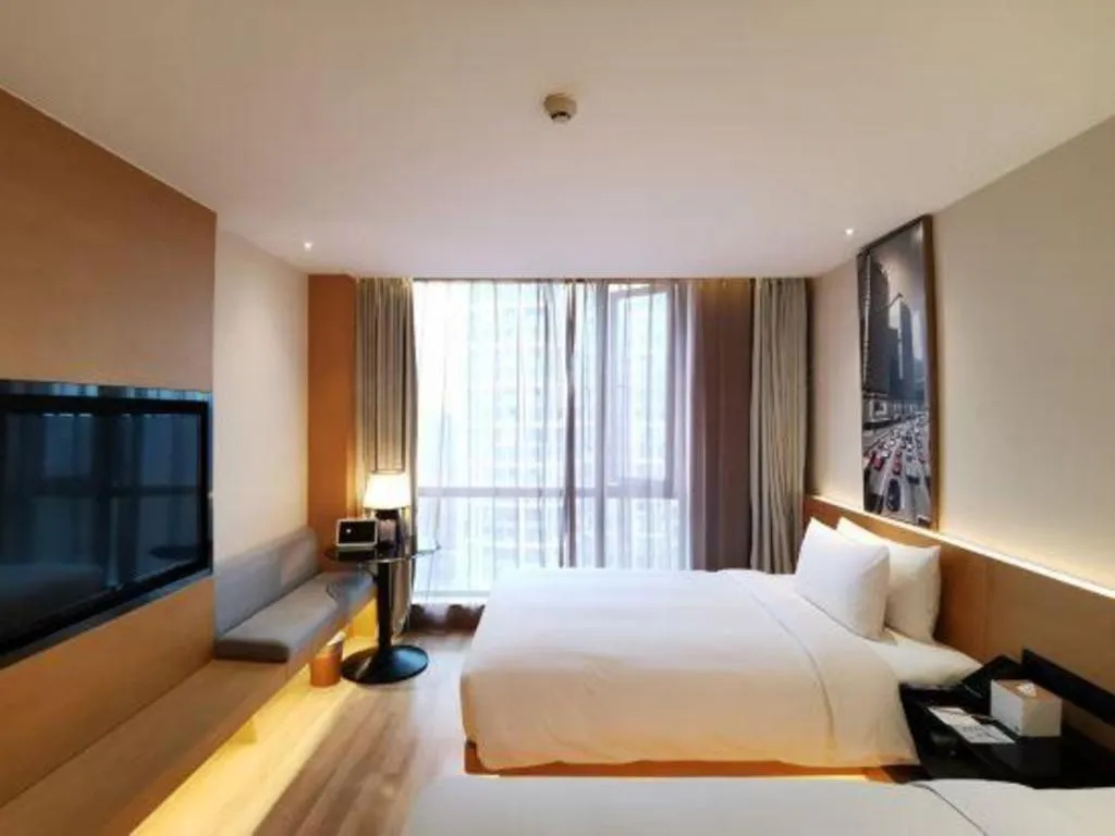Bed in Quality Hotel Chengdu