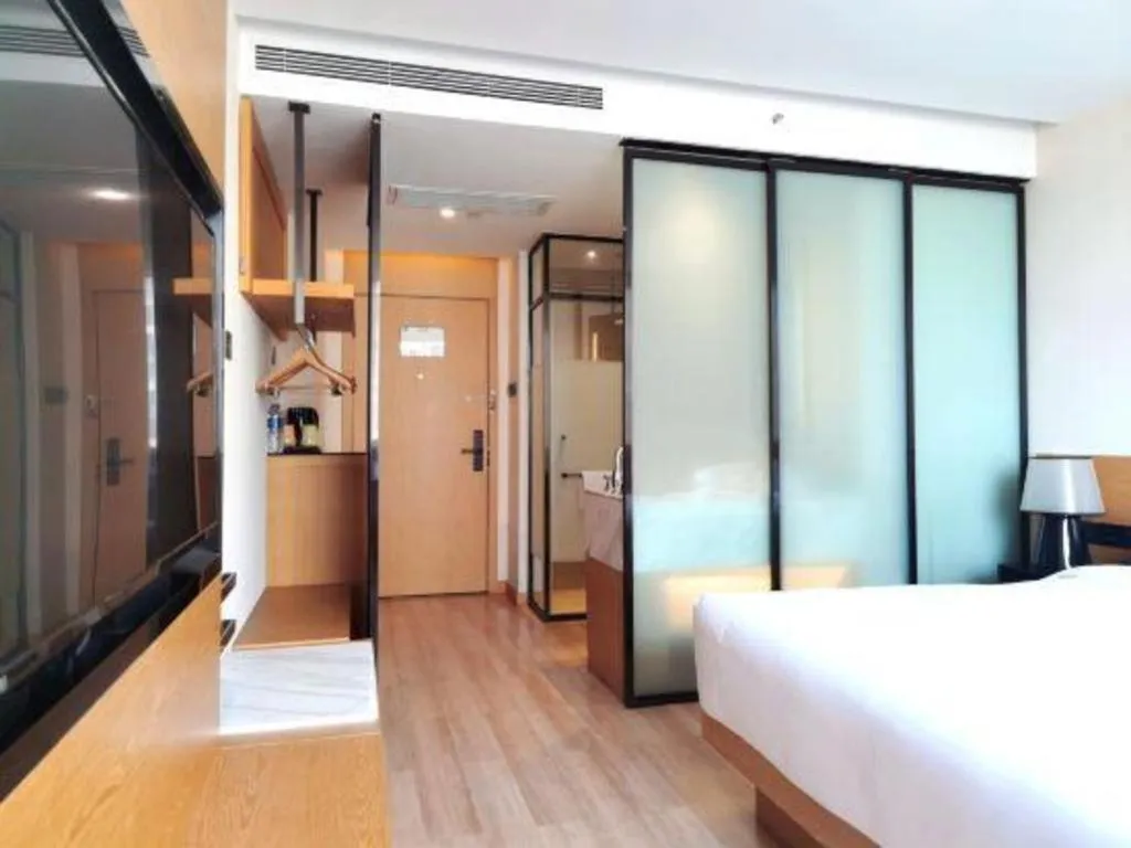 Bed in Quality Hotel Chengdu