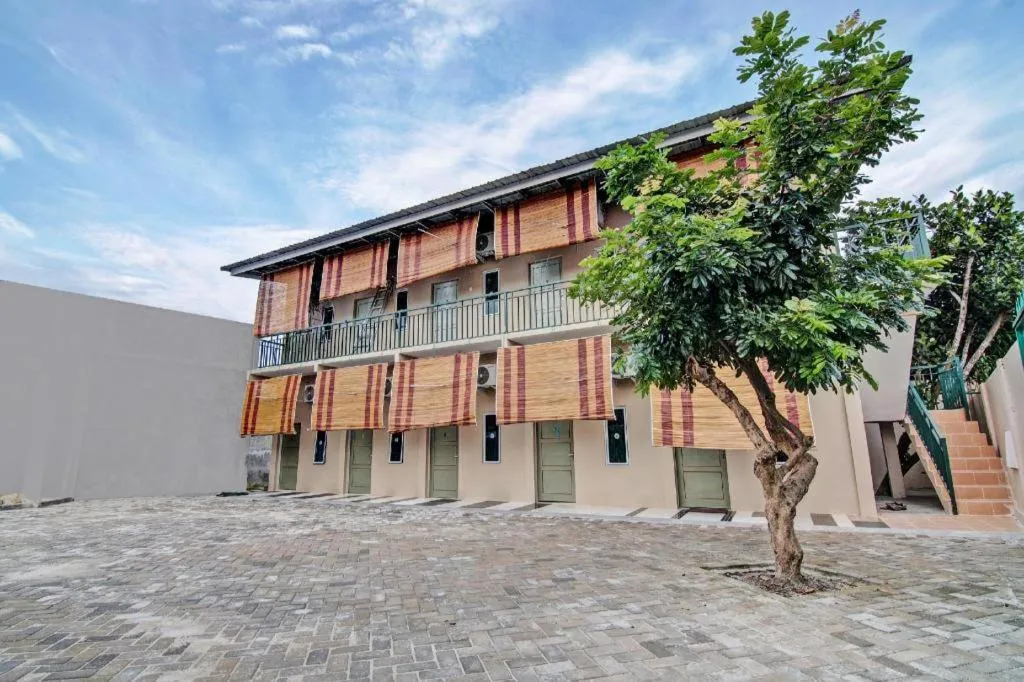 OYO 91505 Elif Homestay Syariah