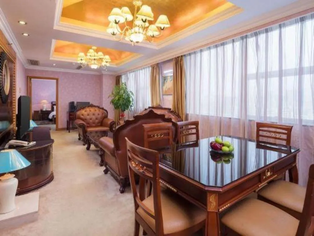 Xinyuan Hot Spring Hotel