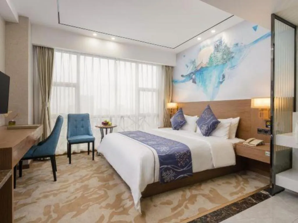 Bed in Xinyuan Hot Spring Hotel