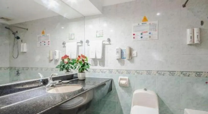 Xinyuan Hot Spring Hotel