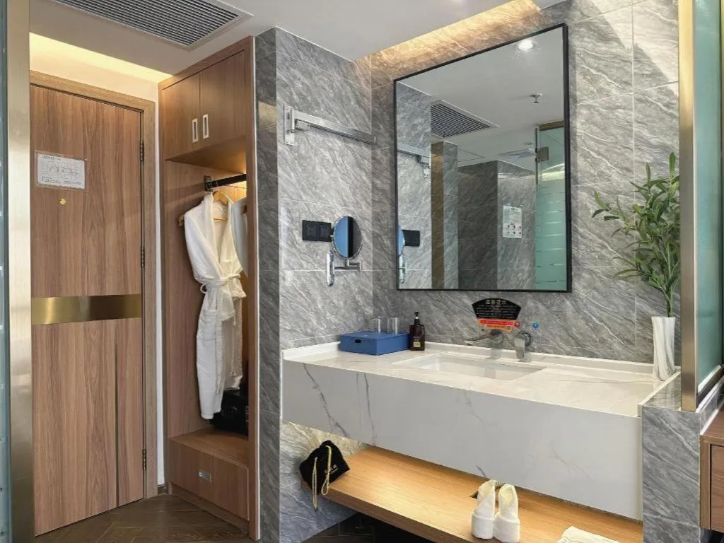 Xinyuan Hot Spring Hotel