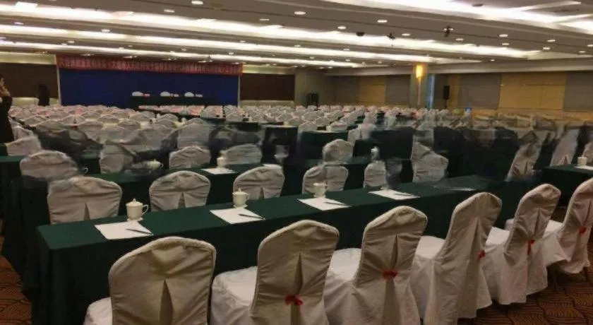 Dalian Liangyun Hotel