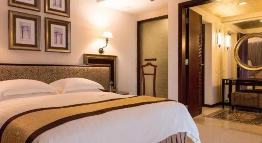 Bed in Dongguan MCB Lake Hotel