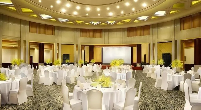 Dongguan MCB Lake Hotel