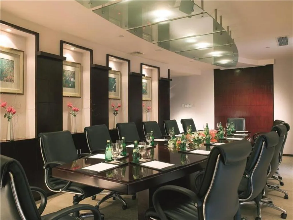 Dongguan MCB Lake Hotel