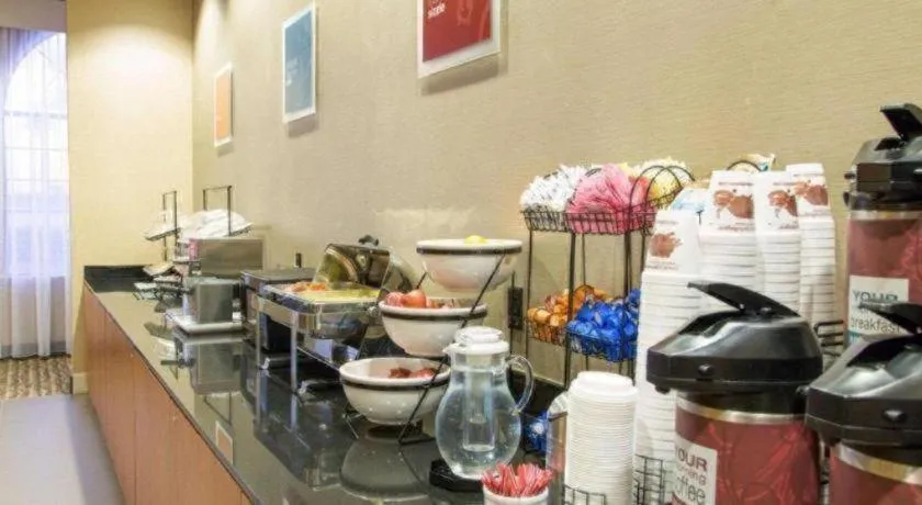 Comfort Inn DFW Airport North