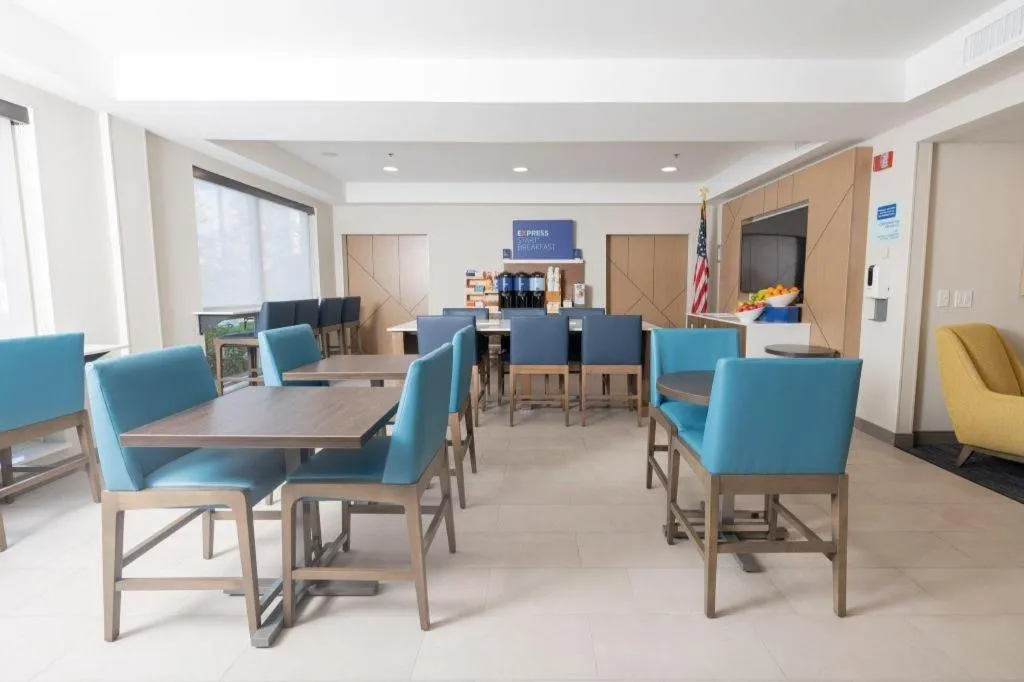 Holiday Inn Express Frackville Hotel By IHG